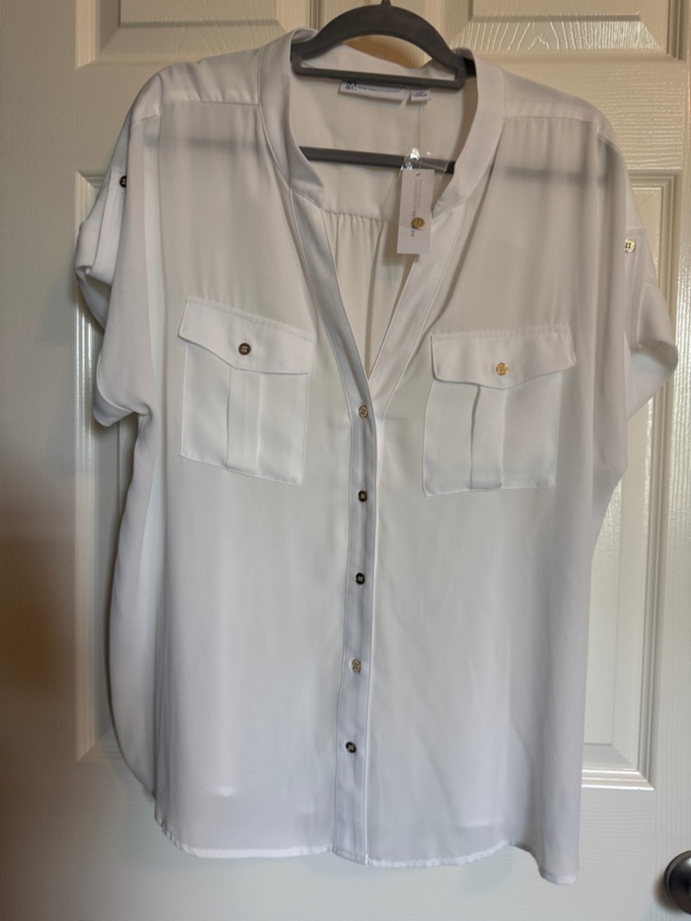 New York & Company White Short-Sleeve Button-Front Blouse